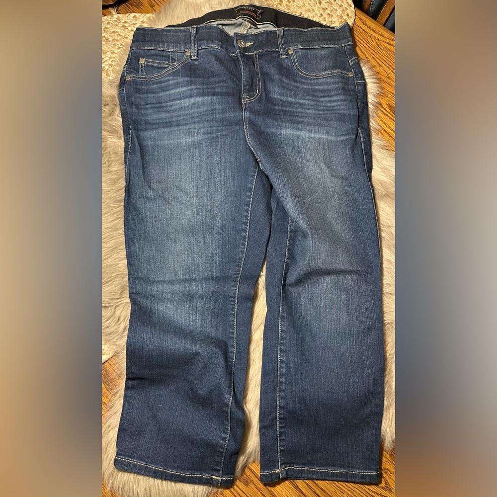 Torrid Bombshell Skinny Crop Denim/16/EUC